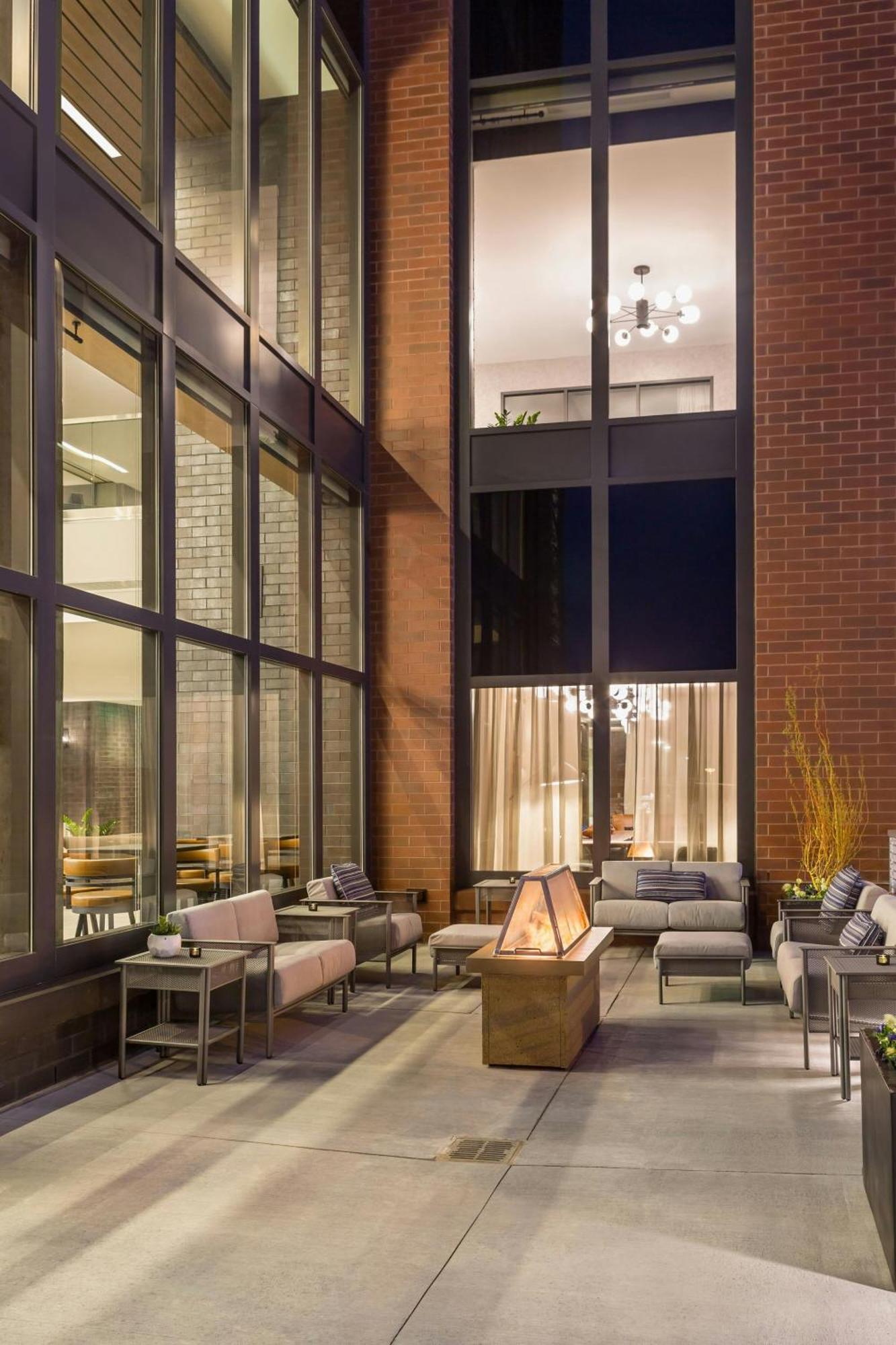 Springhill Suites Madison Exterior photo